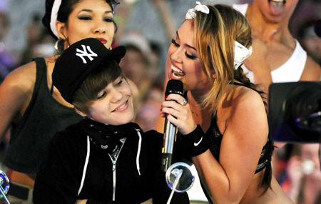 Justin Bieber Miley Cyrus on Justin Bieber Ve Miley Cyrus