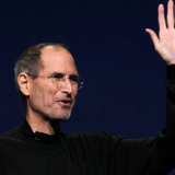 Steve Jobs’un Biyografisini Social Network'ün Senaristi Sinemaya Uyarlayacak