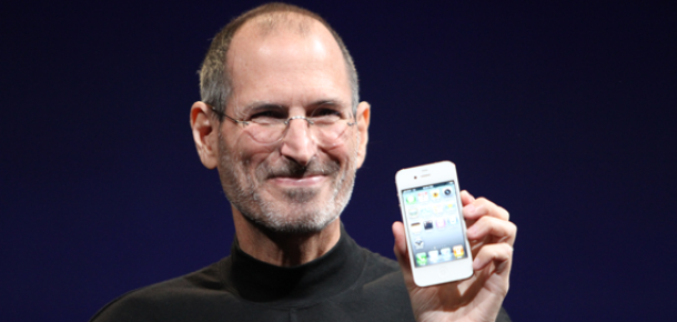 Steve Jobs İstifa Etti!