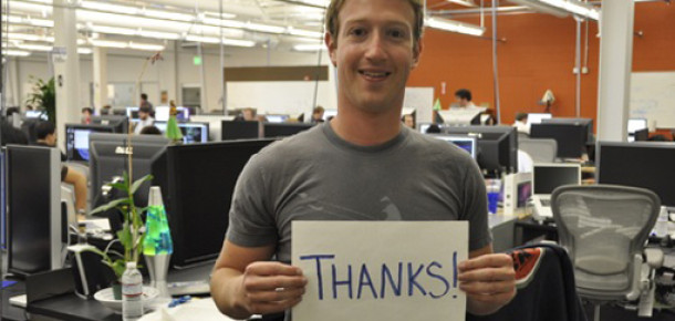 Facebook, 955 Milyon Kullanıcıya Ulaştı