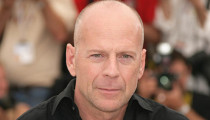 Bruce Willis, Apple’ı Dava Etmeye Hazırlanıyor