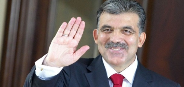 Abdullah Gül Twitter’daki En Etkili 8. Politikacı Seçildi