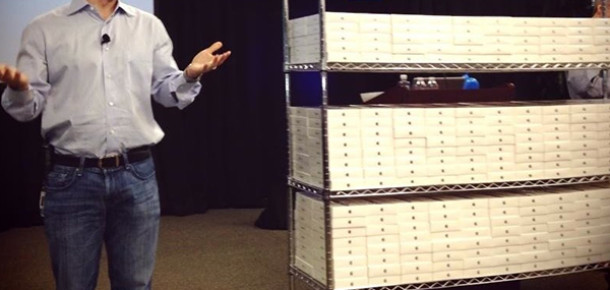 LinkedIn CEO’su Jeff Weiner’dan Çalışanlarına iPad mini Jesti