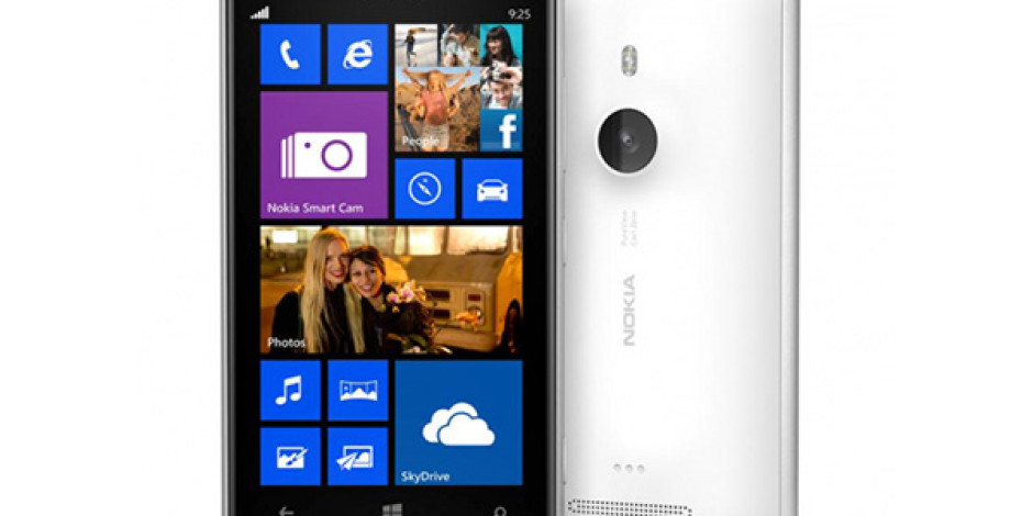 Nokia Merakla Beklenen Lumia 925’i Tanıttı