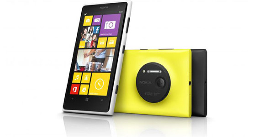 Nokia 41 MP Kameralı Yeni Akıllı Telefonu Lumia 1020’yi Tanıttı