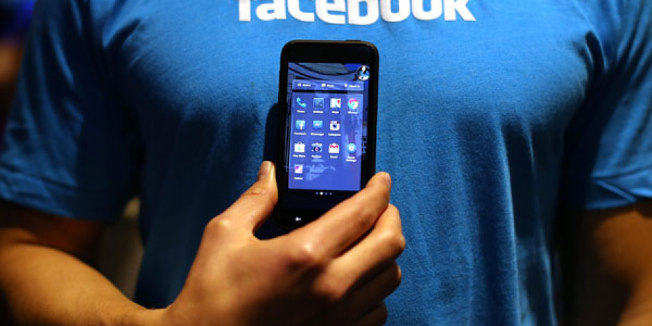 Facebook Yeni Messenger Uygulamasıyla SMS’lerin Yerini Alacak
