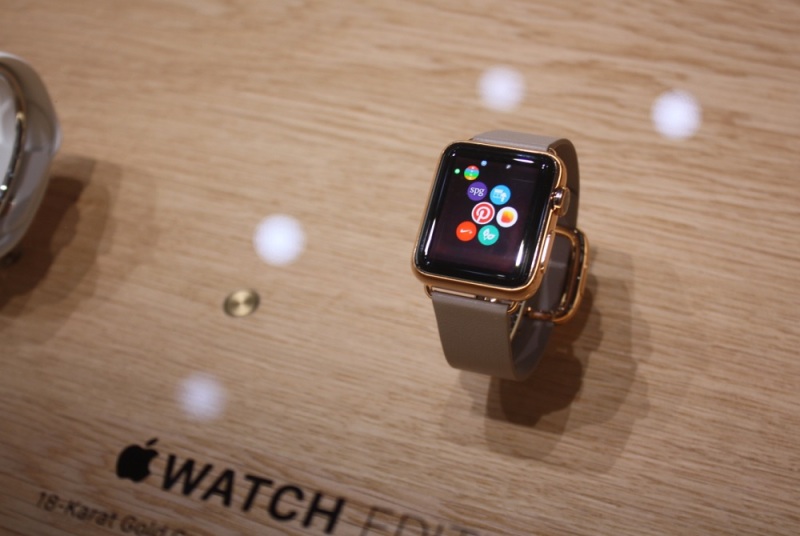 apple-watch-hands-on-2-800x536