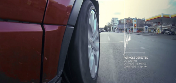 Range Rover yollardaki çukurları otomatik tespit edip raporlayacak