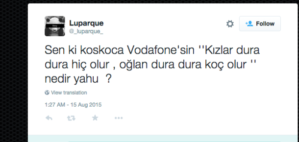 Vodafone’un “kızlar dura dura hiç olur” jingle’ına sahip reklamı sosyal medyada eleştiri odağı oldu