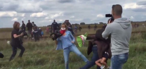 Sosyal medyanın gündemi olan Macar kameramanın başı bu sefer polisle belada!