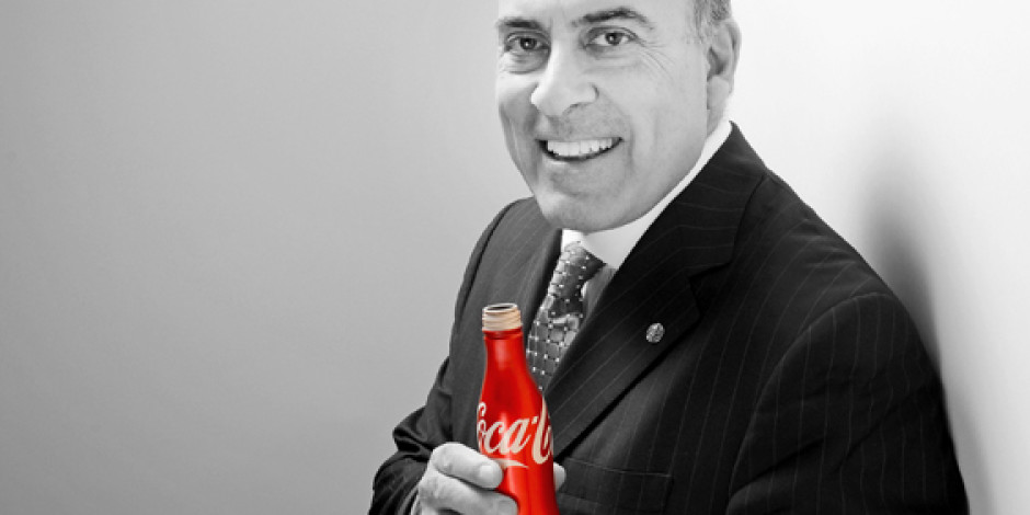 Coca Cola’dan dikkat çeken sosyal sorumluluk açık artırması: Muhtar Kent’le kola içmek