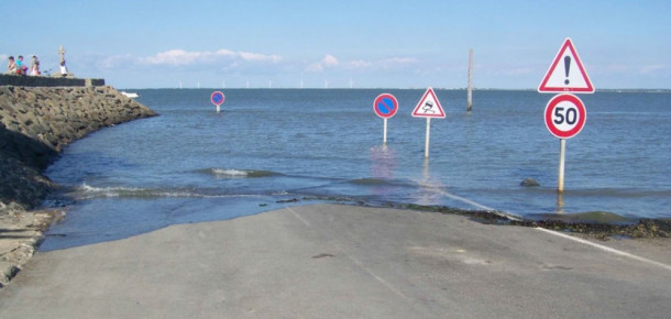 Fransa’daki efsane yol, günde iki defa sular altında kalıyor
