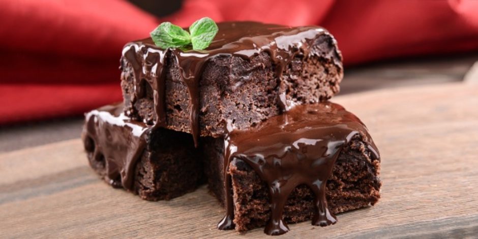 Kahvaltıda çikolatalı pasta yemek, belinize ve beyninize iyi geliyor